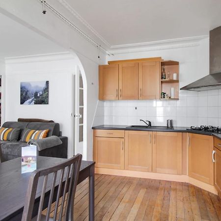 Charming Flat With Balcony In The Centre Of Paris - Welkeys Apartman Kültér fotó