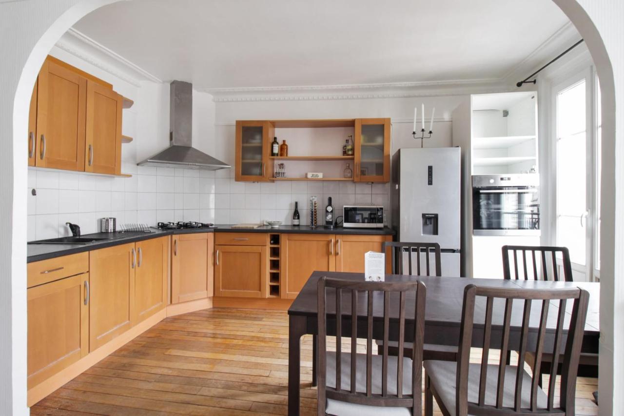 Charming Flat With Balcony In The Centre Of Paris - Welkeys Apartman Kültér fotó